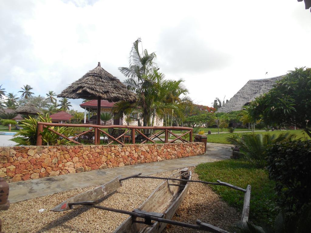 Swahili Beach Resort Zanzibar ภายนอก รูปภาพ