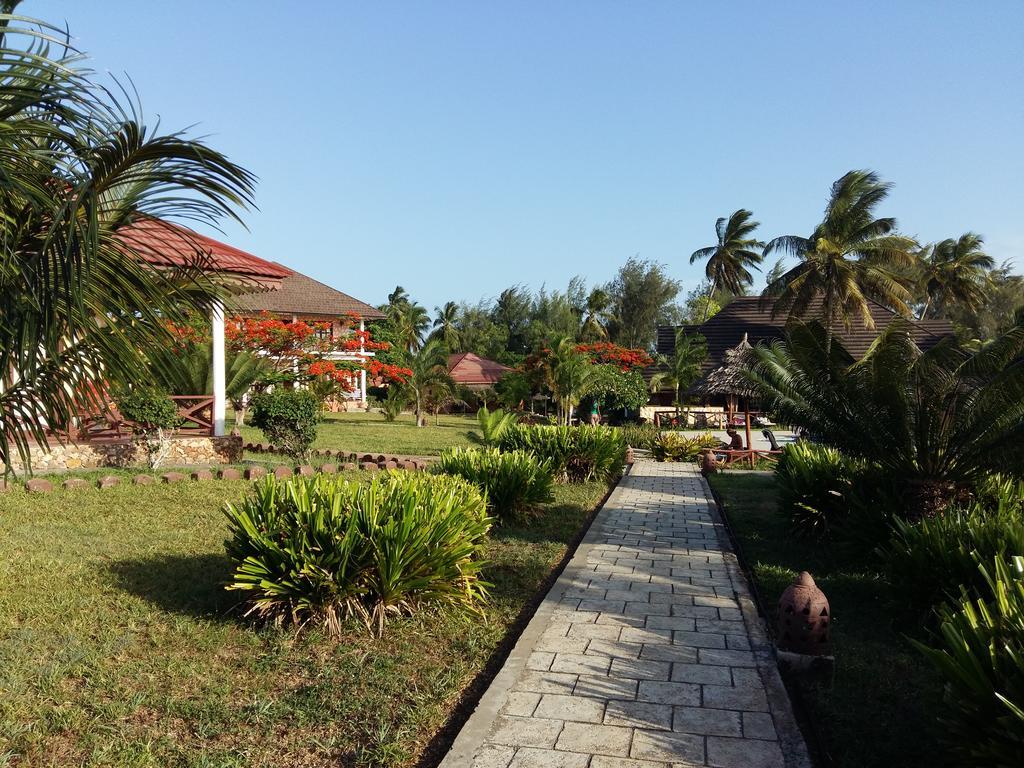 Swahili Beach Resort Zanzibar ภายนอก รูปภาพ