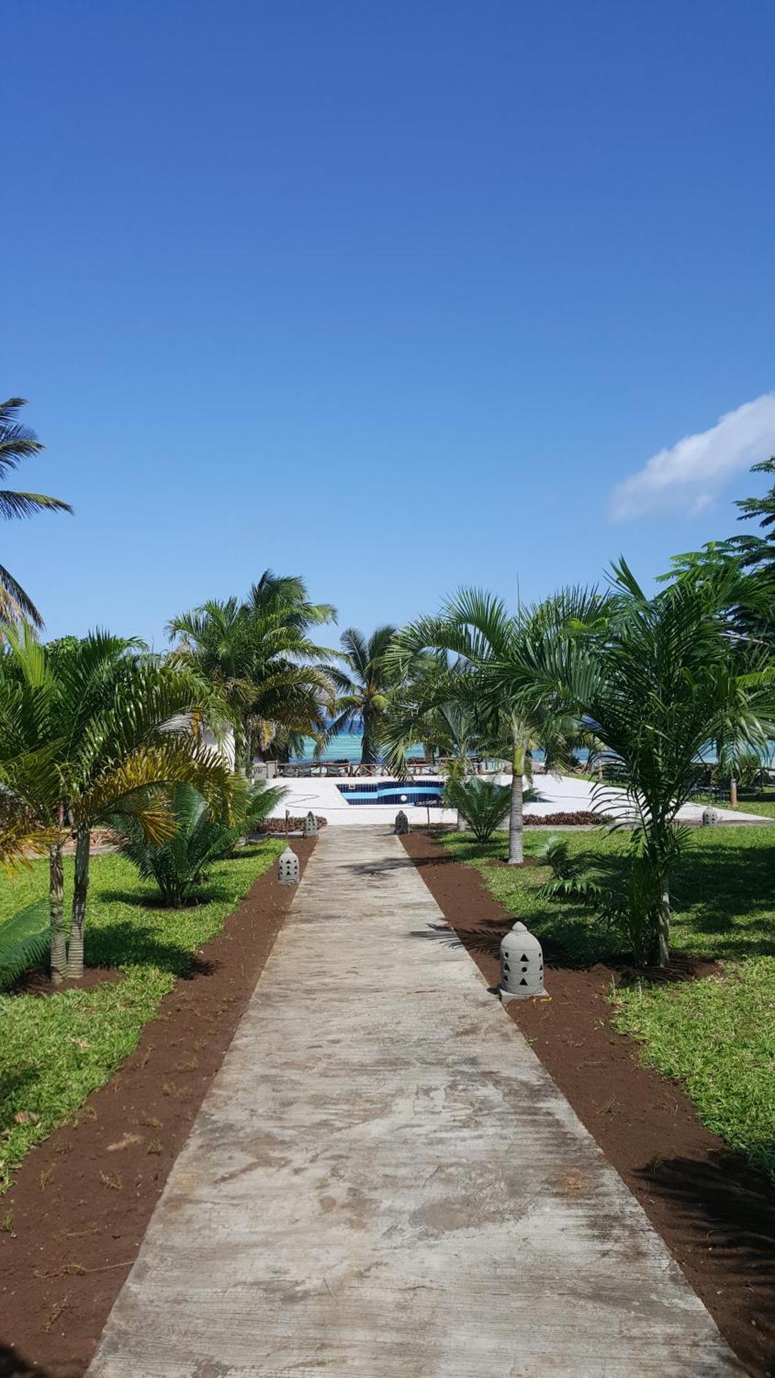 Swahili Beach Resort Zanzibar ภายนอก รูปภาพ