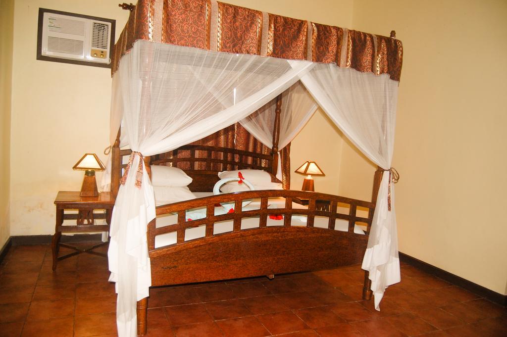 Swahili Beach Resort Zanzibar ภายนอก รูปภาพ